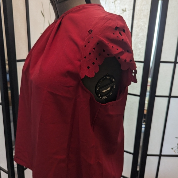 Dark red short cutwork sleeve women's blouse - Picture 2 of 4